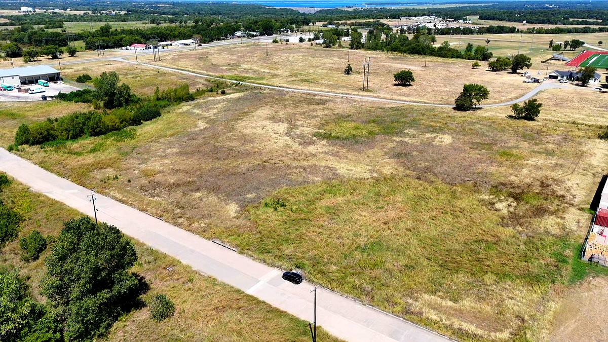 Site aerial with frontage road